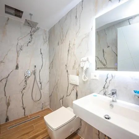 Hesperus Hotel 4*