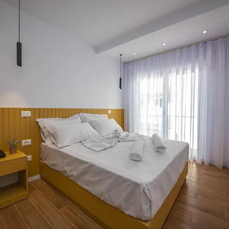 Hesperus 4* Vlorë