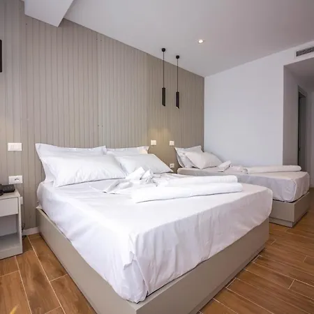 Hesperus Hotel 4*