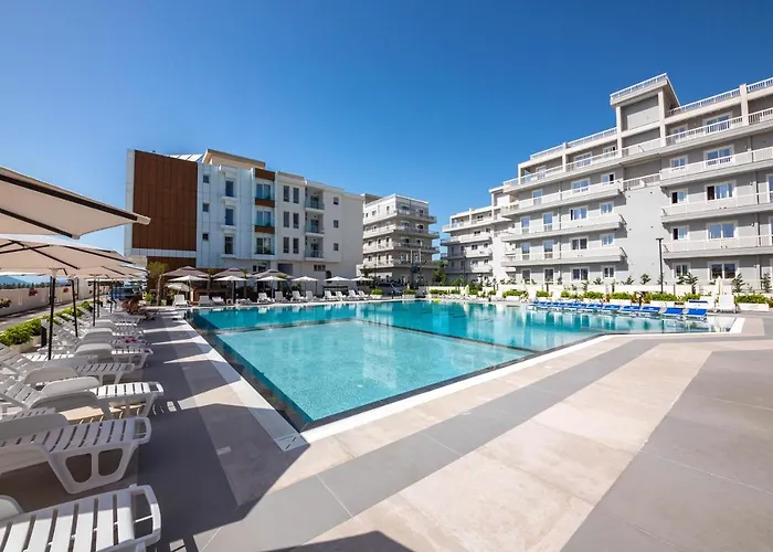 Hesperus 4* Vlorë